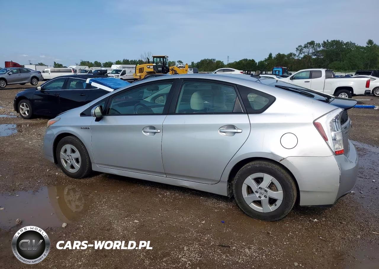 2011 Toyota Prius Two VIN:JTDKN3DU4B5309906 - 2