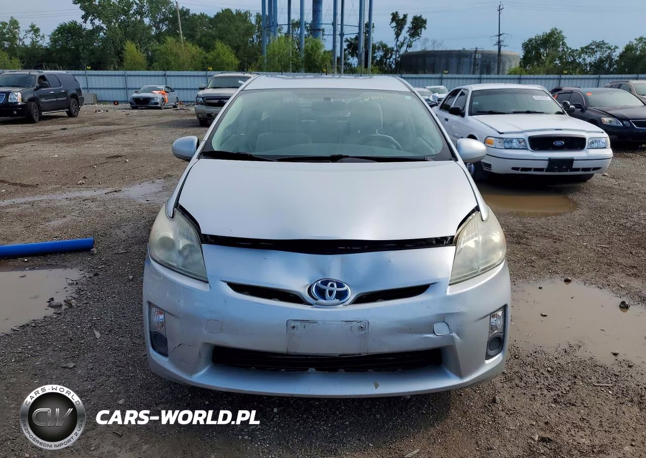 2011 Toyota Prius Two VIN:JTDKN3DU4B5309906 - 5