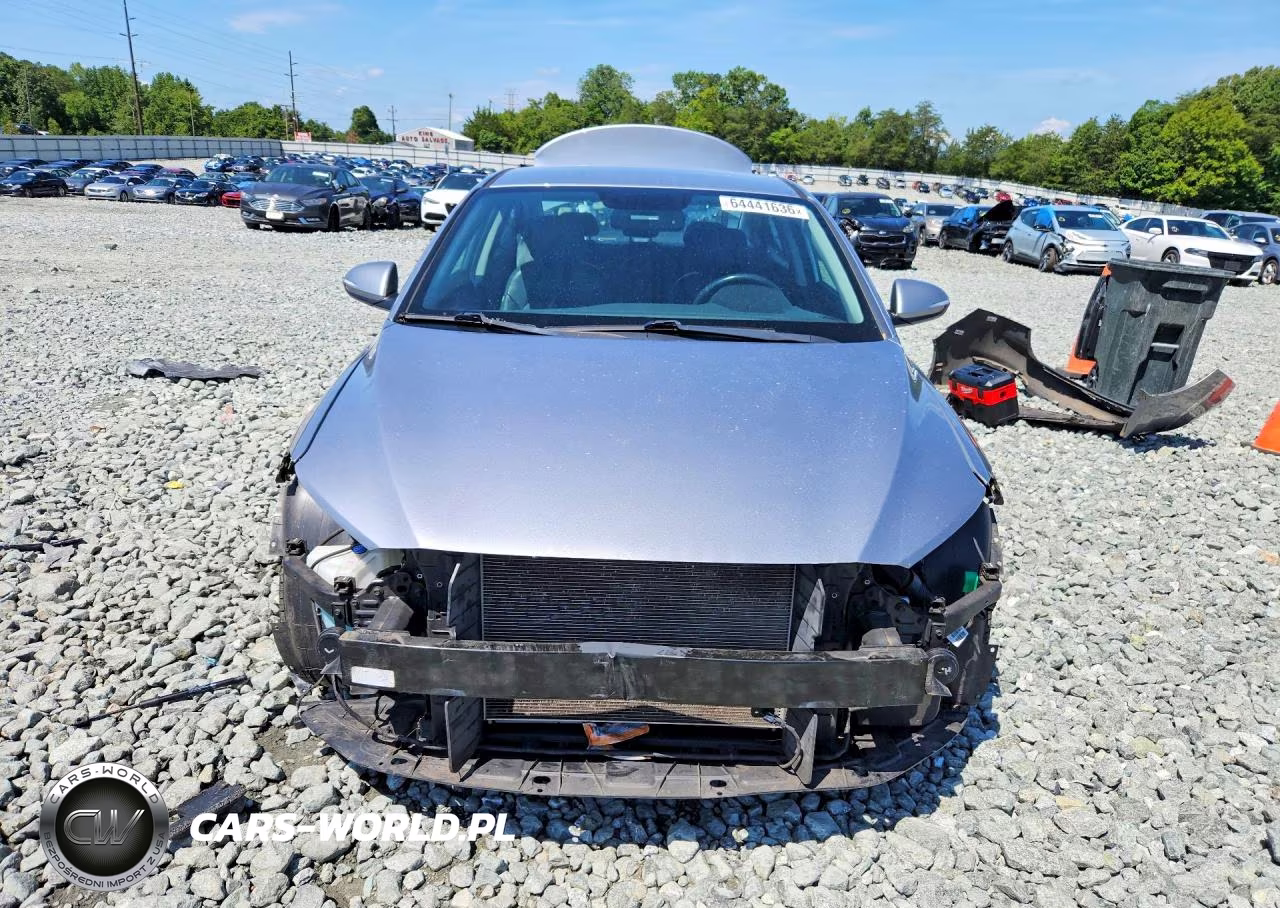 2017 Hyundai Elantra Limited VIN:5NPD84LF9HH036737 - 5