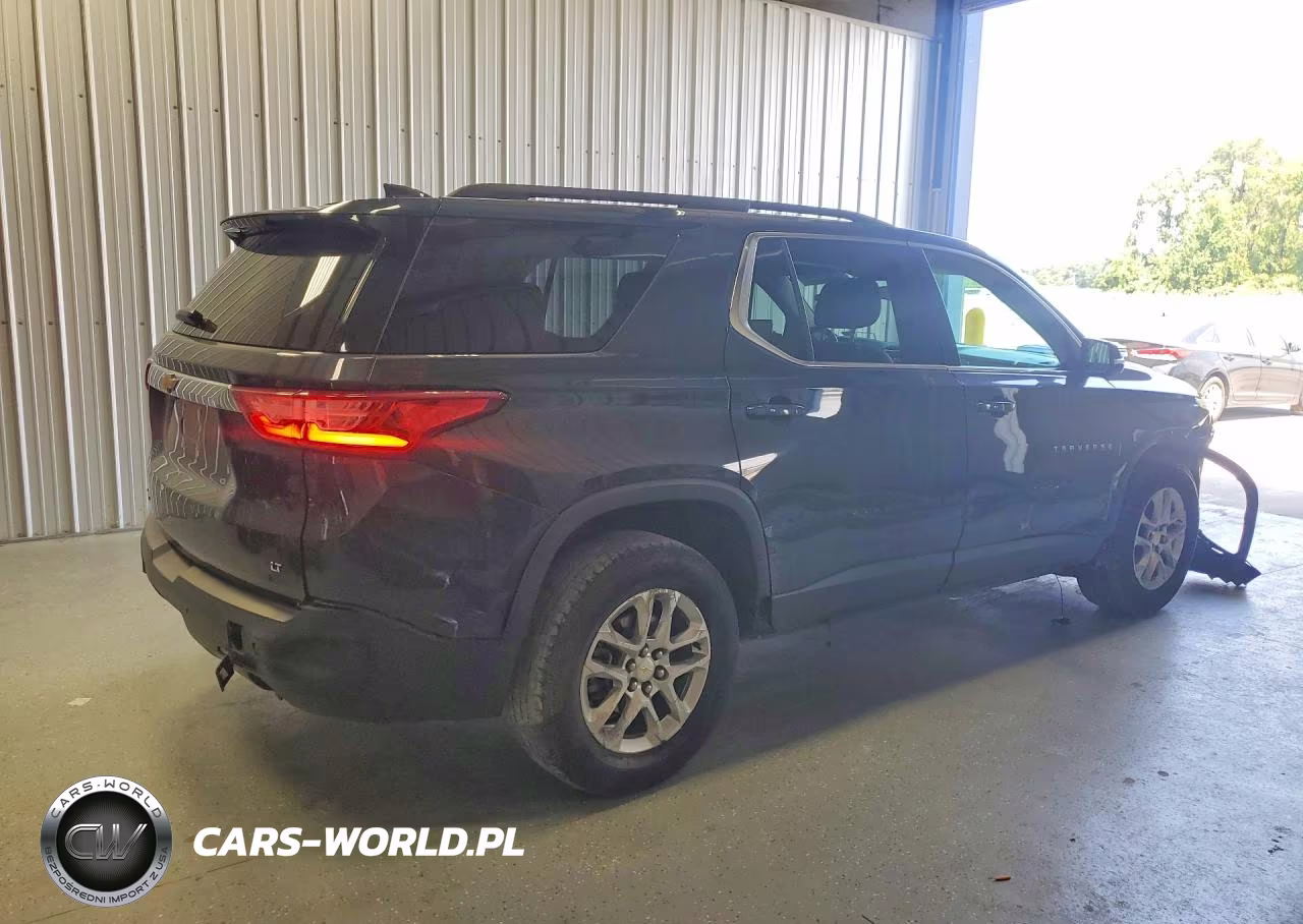 2019 Chevrolet Traverse Lt VIN:1GNEVHKW7KJ240058 - 3