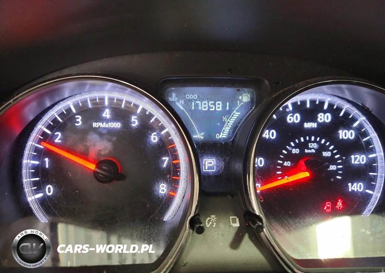 2018 Nissan Versa Sv VIN:3N1CN7AP4JL802805 - 9