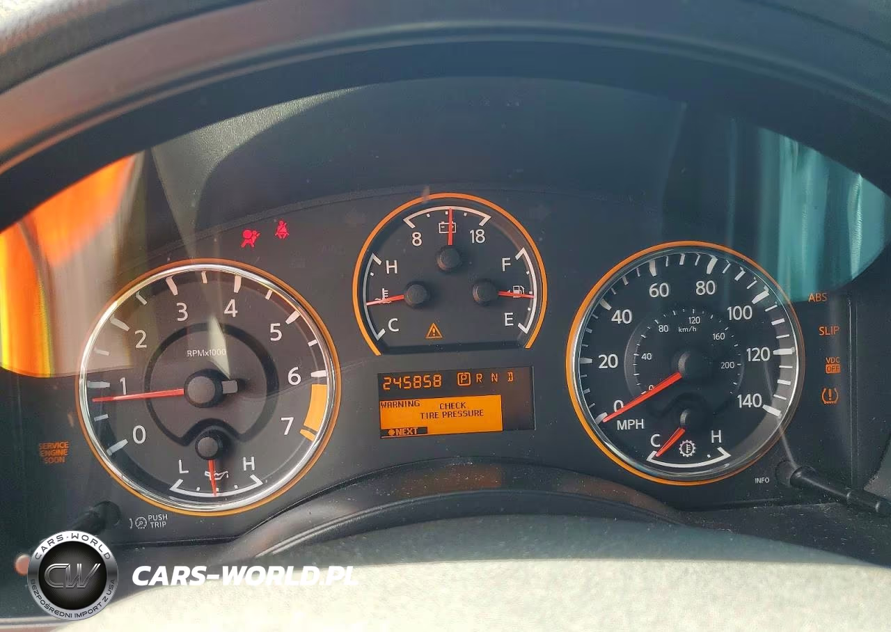 2011 Nissan Armada Platinum VIN:5N1BA0NF7BN606738 - 9