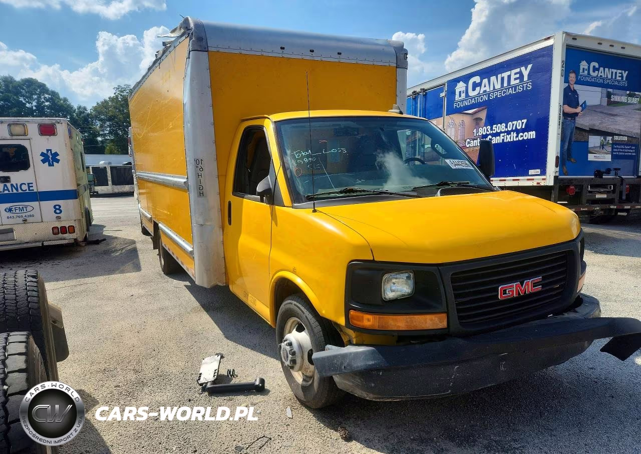 2016 GMC Savana Box Truck VIN:1GD37TCG7G1196456 - 4