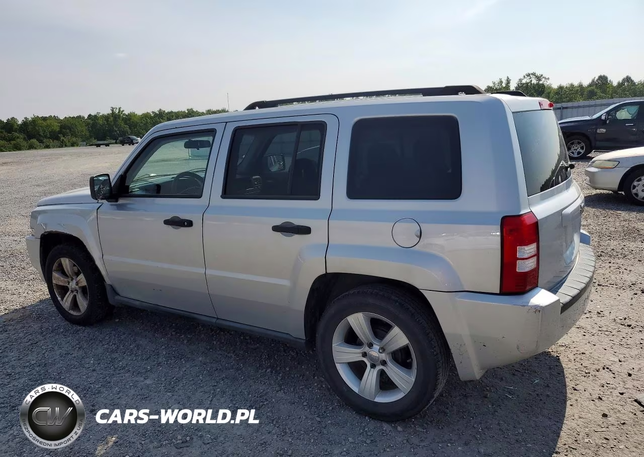 2008 Jeep Patriot Sport VIN:1J8FT28WX8D549658 - 2