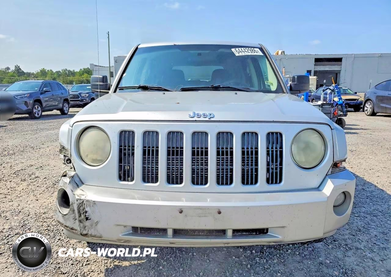 2008 Jeep Patriot Sport VIN:1J8FT28WX8D549658 - 5