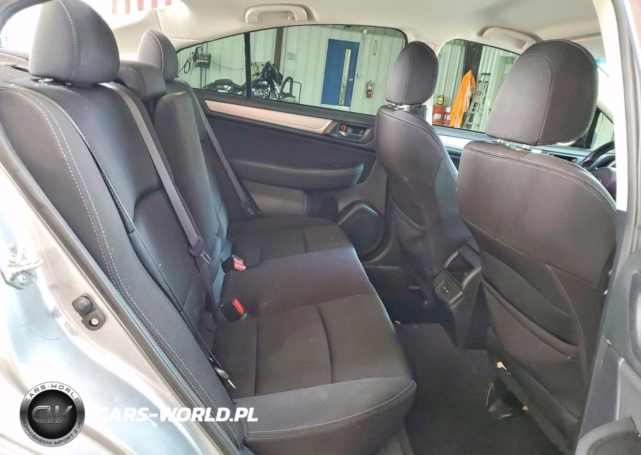 2018 Subaru Legacy 2.5I Premium VIN:4S3BNAC69J3011904 - 10