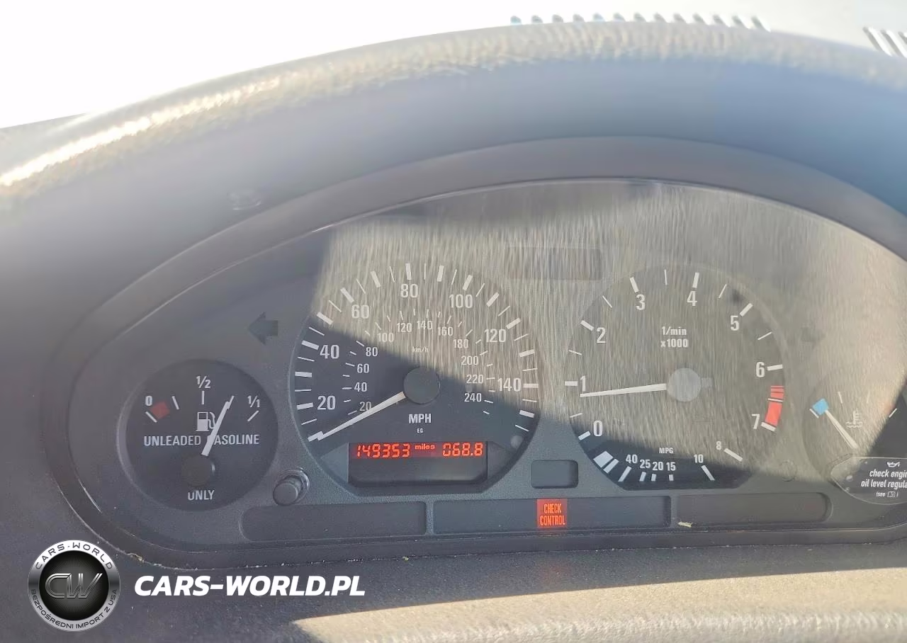 1999 BMW 328 Ic Automatic VIN:WBABK8332XEY92141 - 9