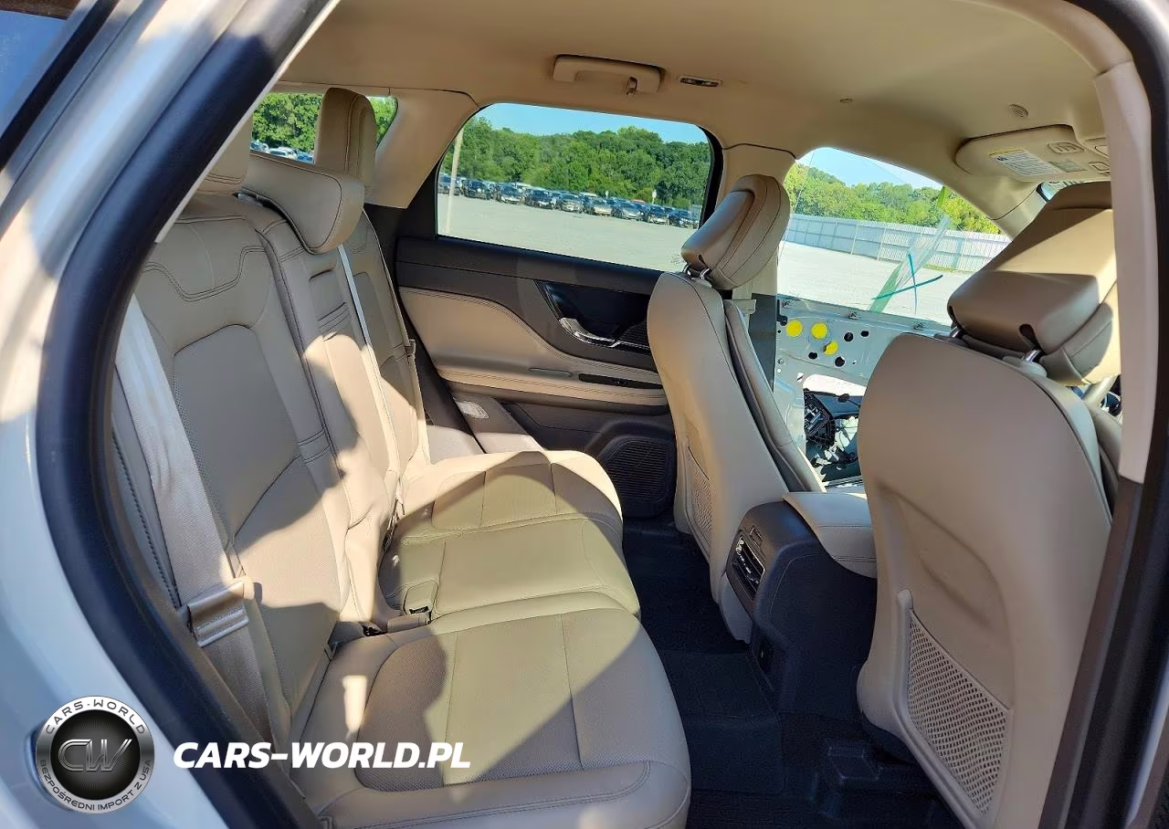 2020 Lincoln Corsair VIN:5LMCJ1D98LUL26286 - 10
