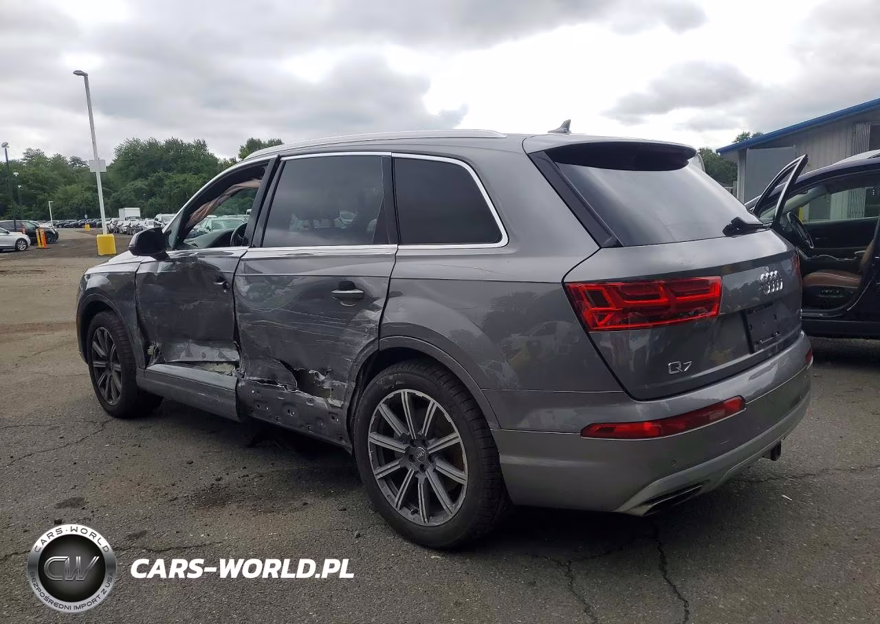 2017 Audi Q7 Premium Plus VIN:WA1LAAF74HD058518 - 2