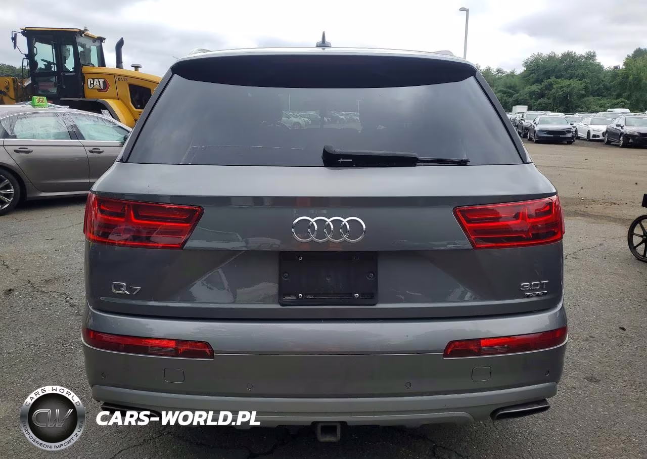 2017 Audi Q7 Premium Plus VIN:WA1LAAF74HD058518 - 6