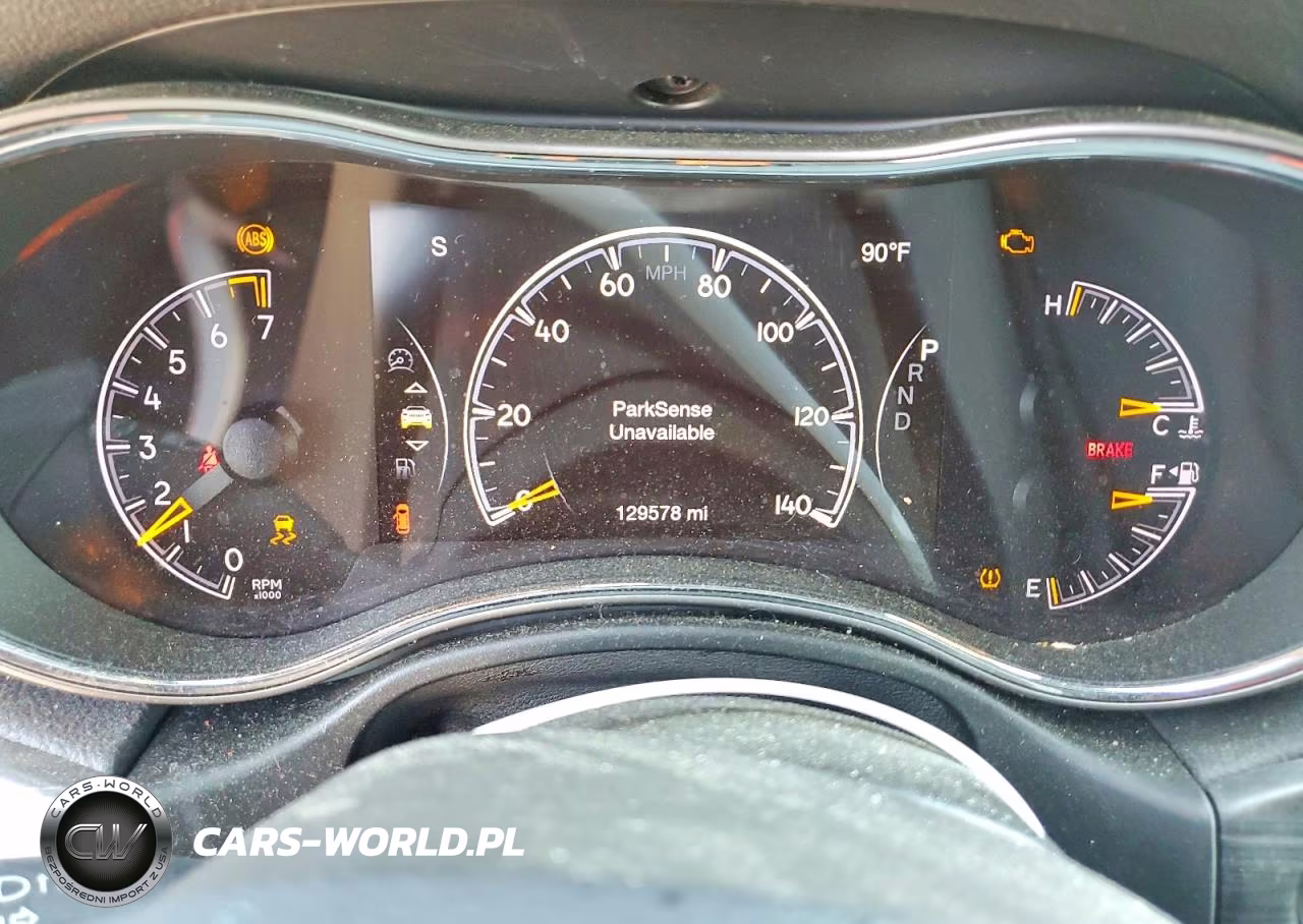 2019 Jeep Grand Cherokee Laredo VIN:1C4RJFAG9KC612105 - 9