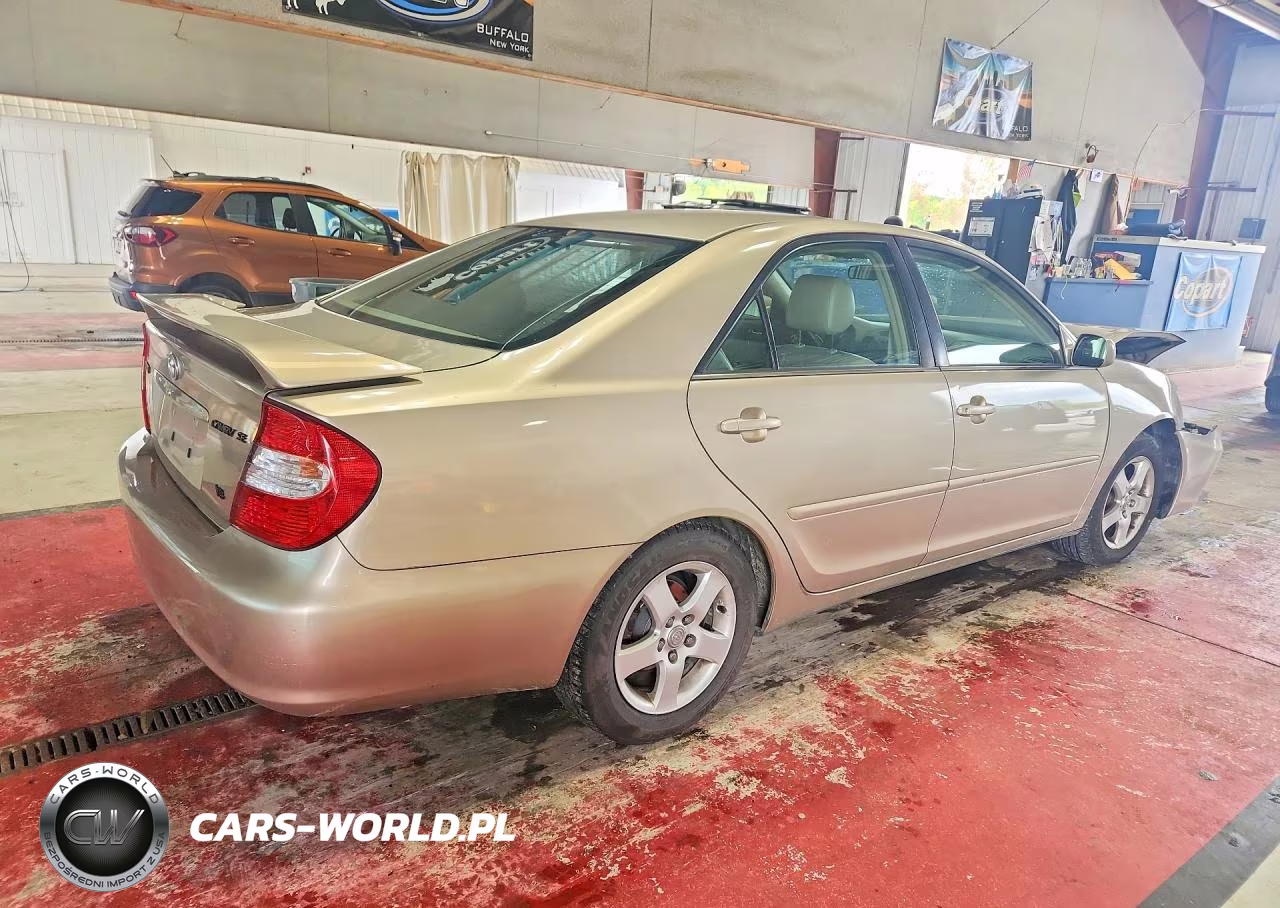 2002 Toyota Camry Se V6 VIN:4T1BF30K22U501327 - 3
