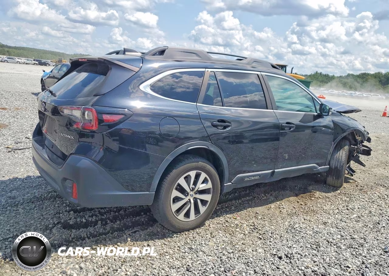2020 Subaru Outback Premium VIN:4S4BTACC6L3245993 - 3
