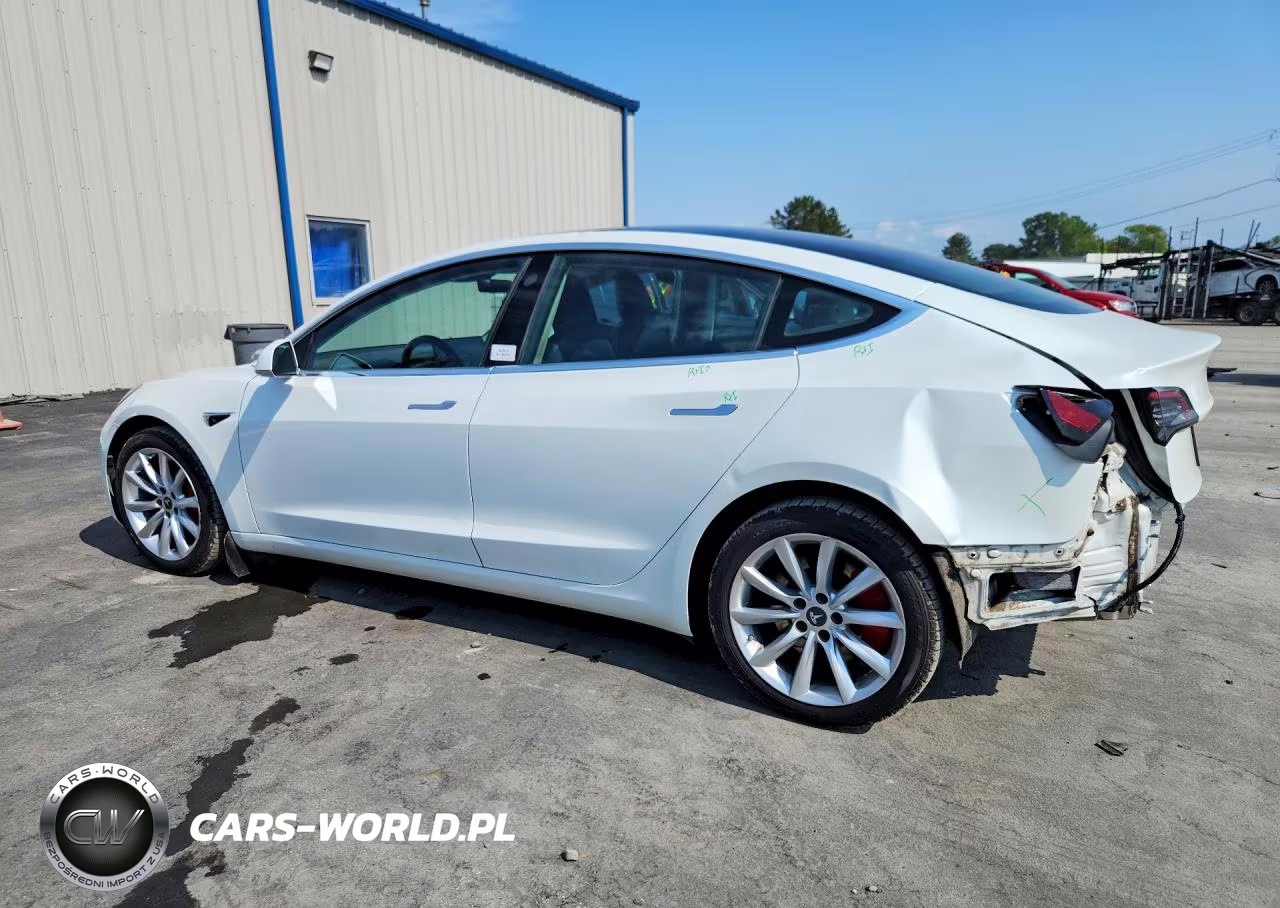 2020 Tesla Model 3 VIN:5YJ3E1EB4LF618233 - 2