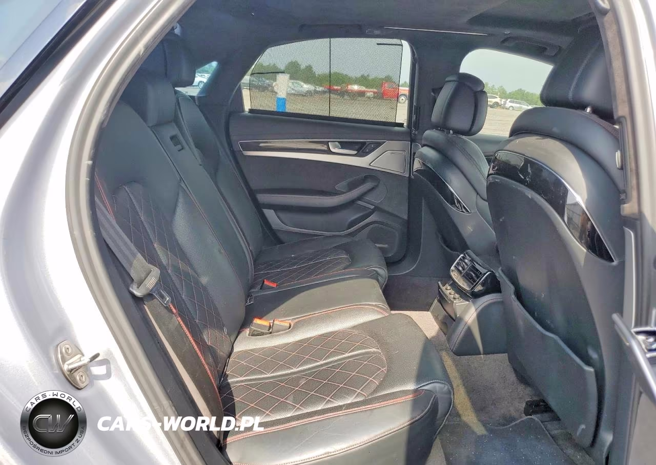 2017 Audi S8 VIN:WUAJ5AFD9HN901102 - 10