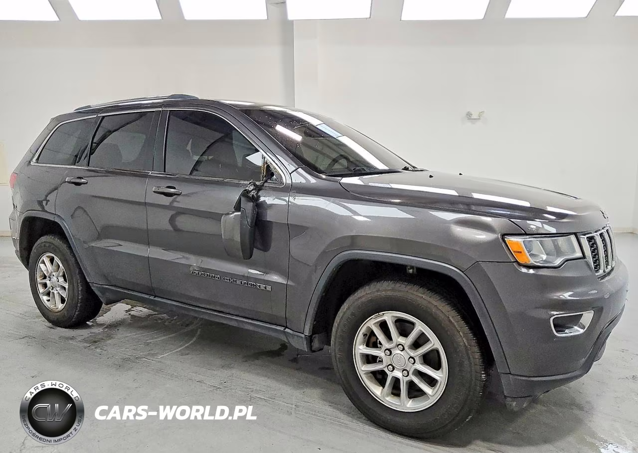 2019 Jeep Grand Cherokee Laredo VIN:1C4RJFAG6KC608206 - 4