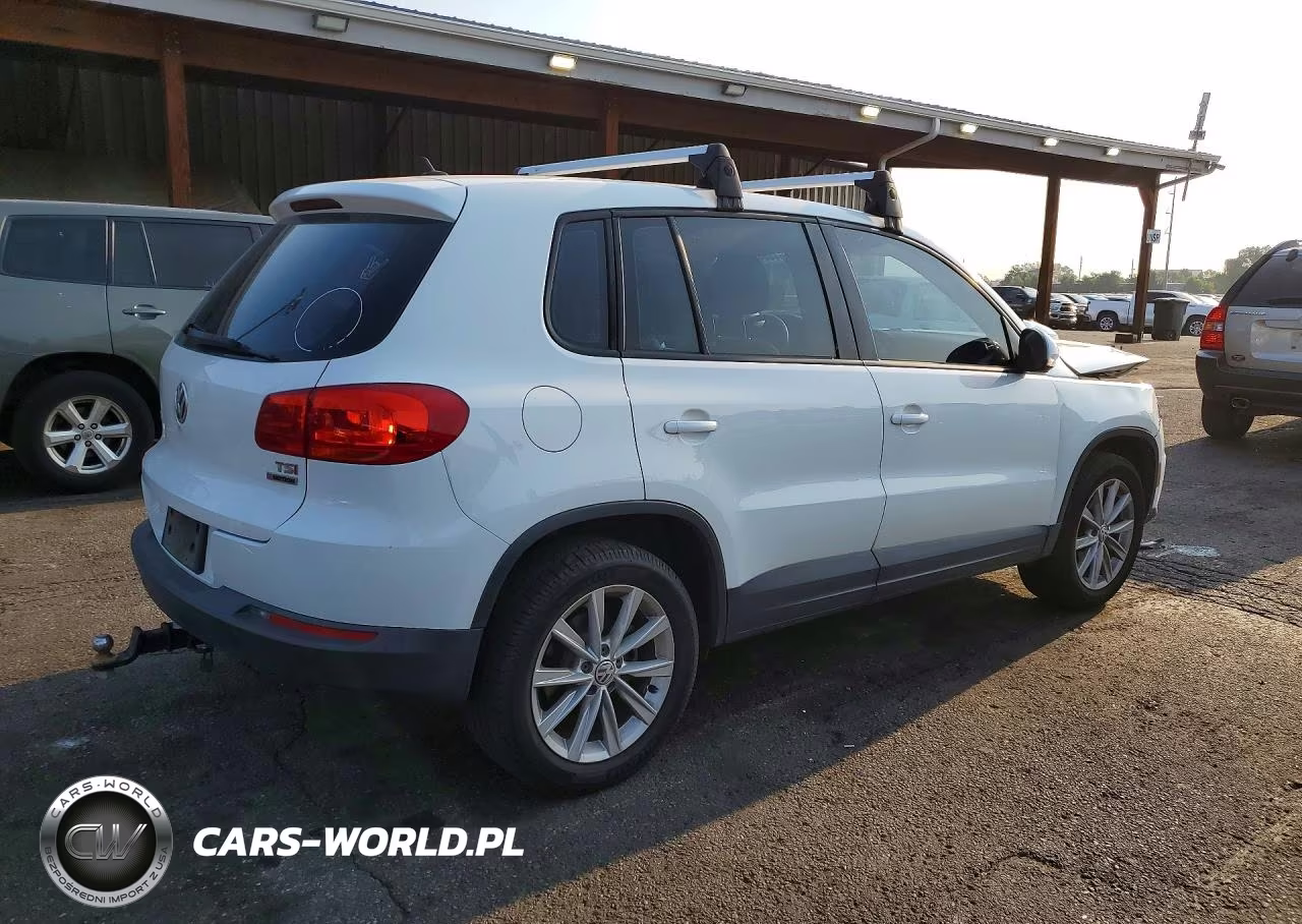 2017 Volkswagen Tiguan S VIN:WVGBV7AX6HK045521 - 3
