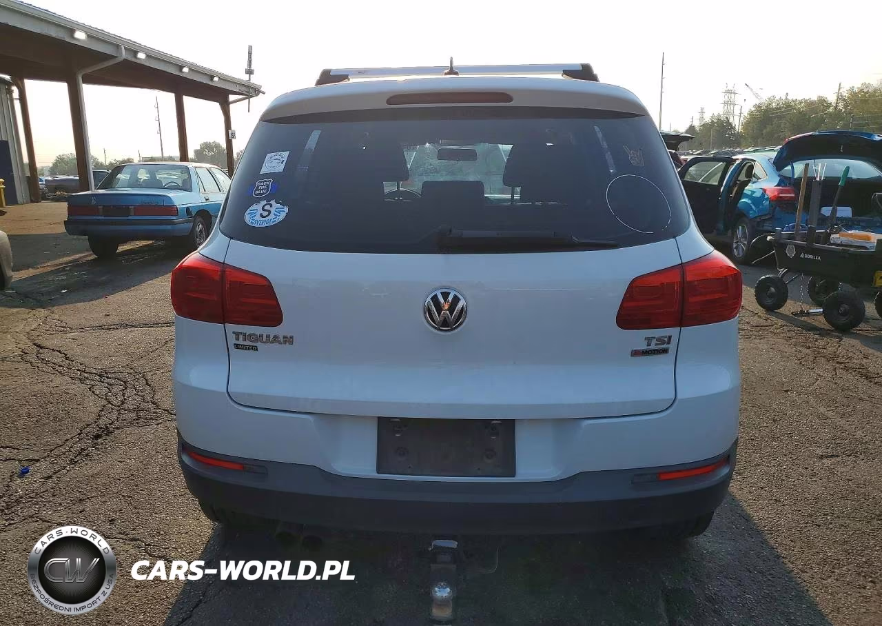 2017 Volkswagen Tiguan S VIN:WVGBV7AX6HK045521 - 6