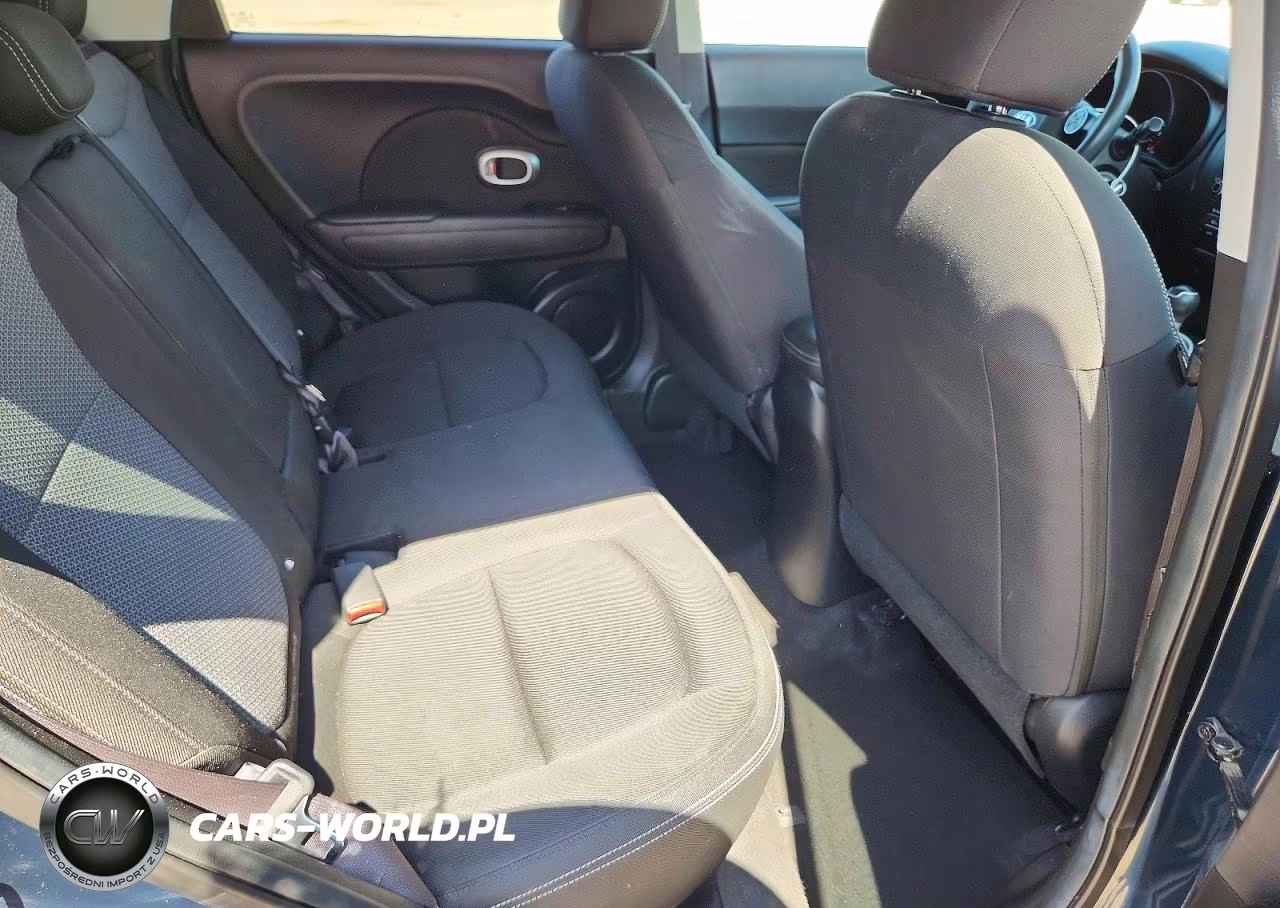 2017 Kia Soul + VIN:KNDJP3A52H7425041 - 10
