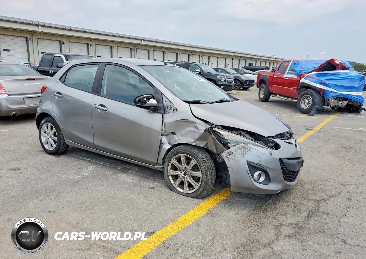 2014 Mazda Mazda2 Touring VIN:JM1DE1LY9E0174358 - 4