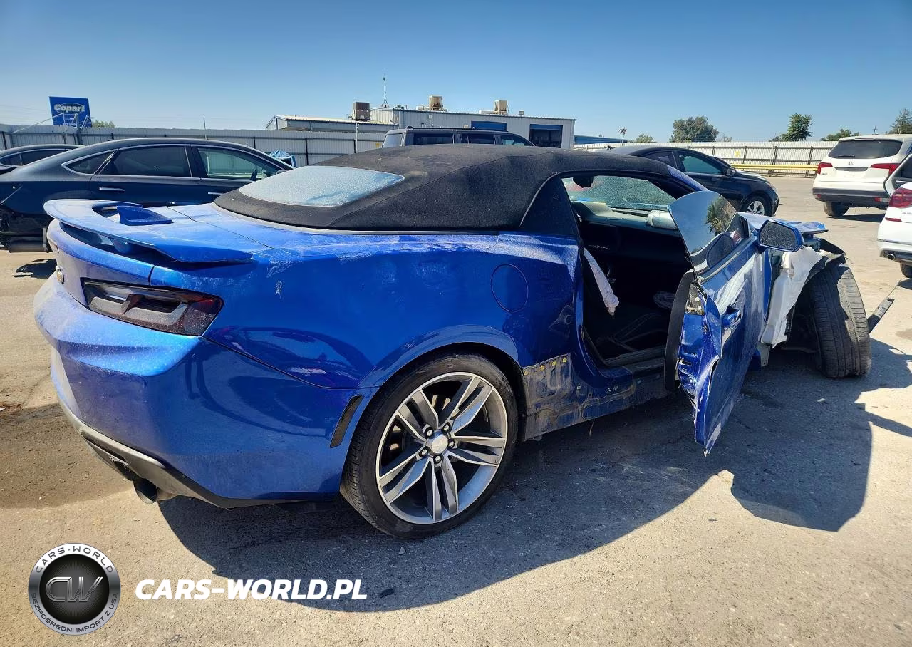 2017 Chevrolet Camaro Lt VIN:1G1FB3DX4H0214328 - 3