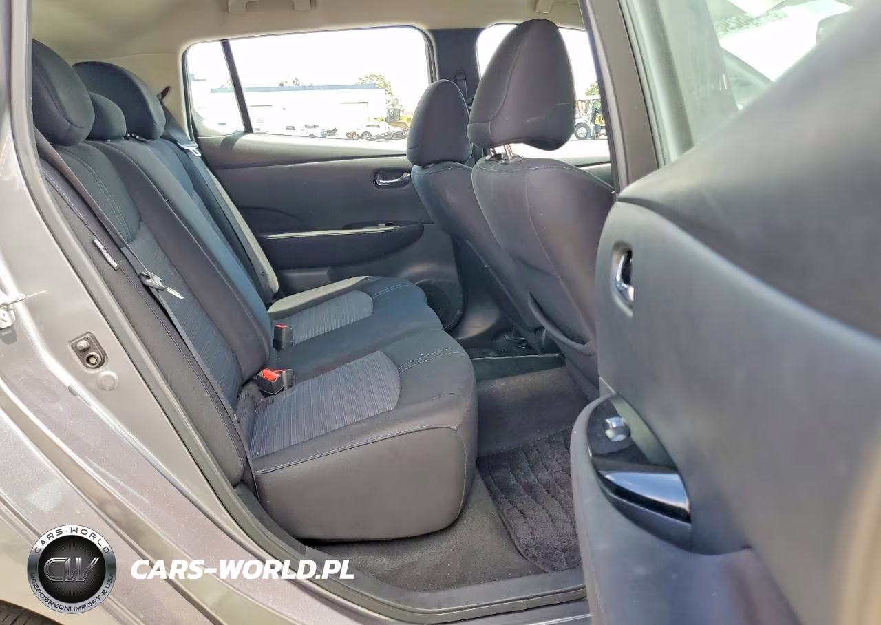2020 Nissan Leaf Sv VIN:1N4AZ1CP7LC302208 - 10