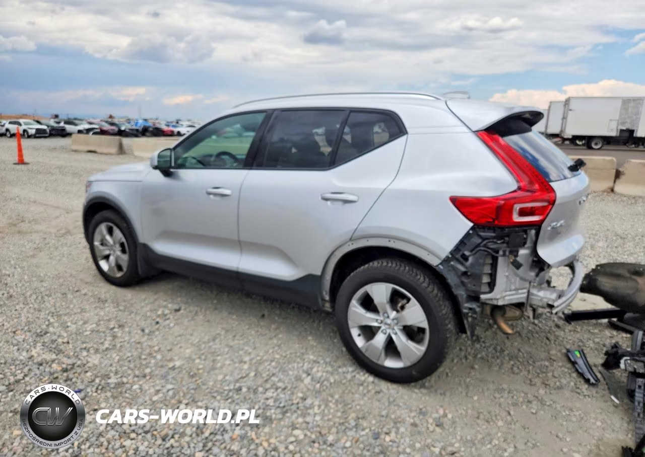 2019 Volvo Xc40 T5 Momentum VIN:YV4162XZ9K2020965 - 2
