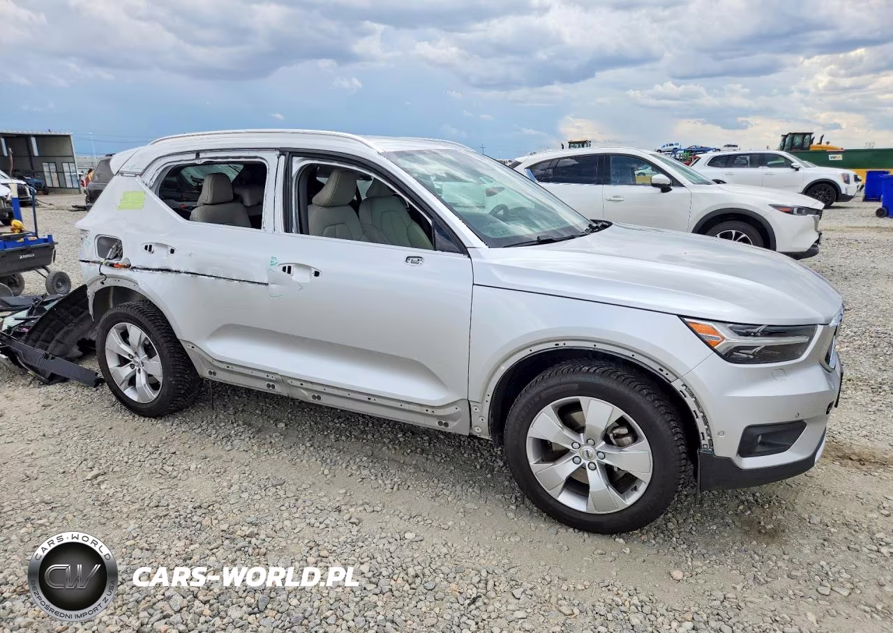 2019 Volvo Xc40 T5 Momentum VIN:YV4162XZ9K2020965 - 4