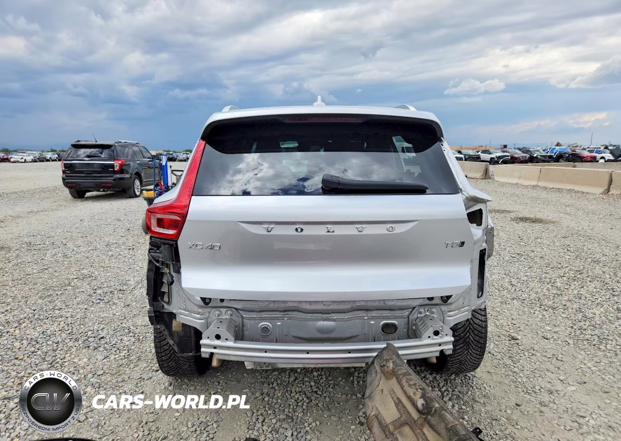 2019 Volvo Xc40 T5 Momentum VIN:YV4162XZ9K2020965 - 6
