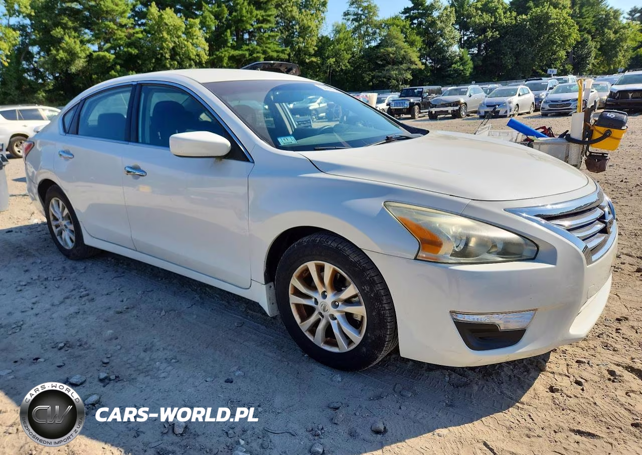 2014 Nissan Altima 2.5 S VIN:1N4AL3AP9EC202128 - 4