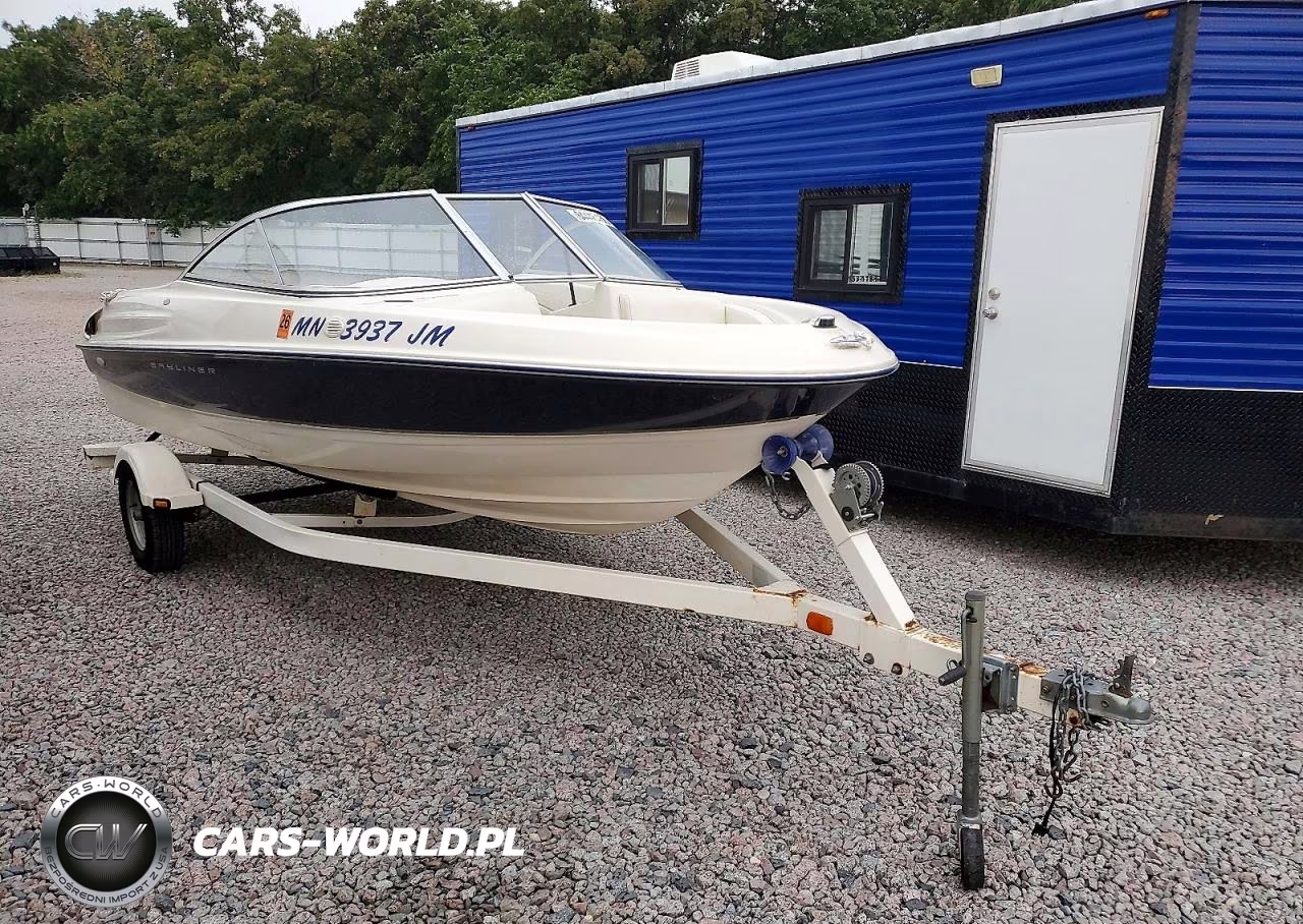 2002 Bayliner 175 - Boat