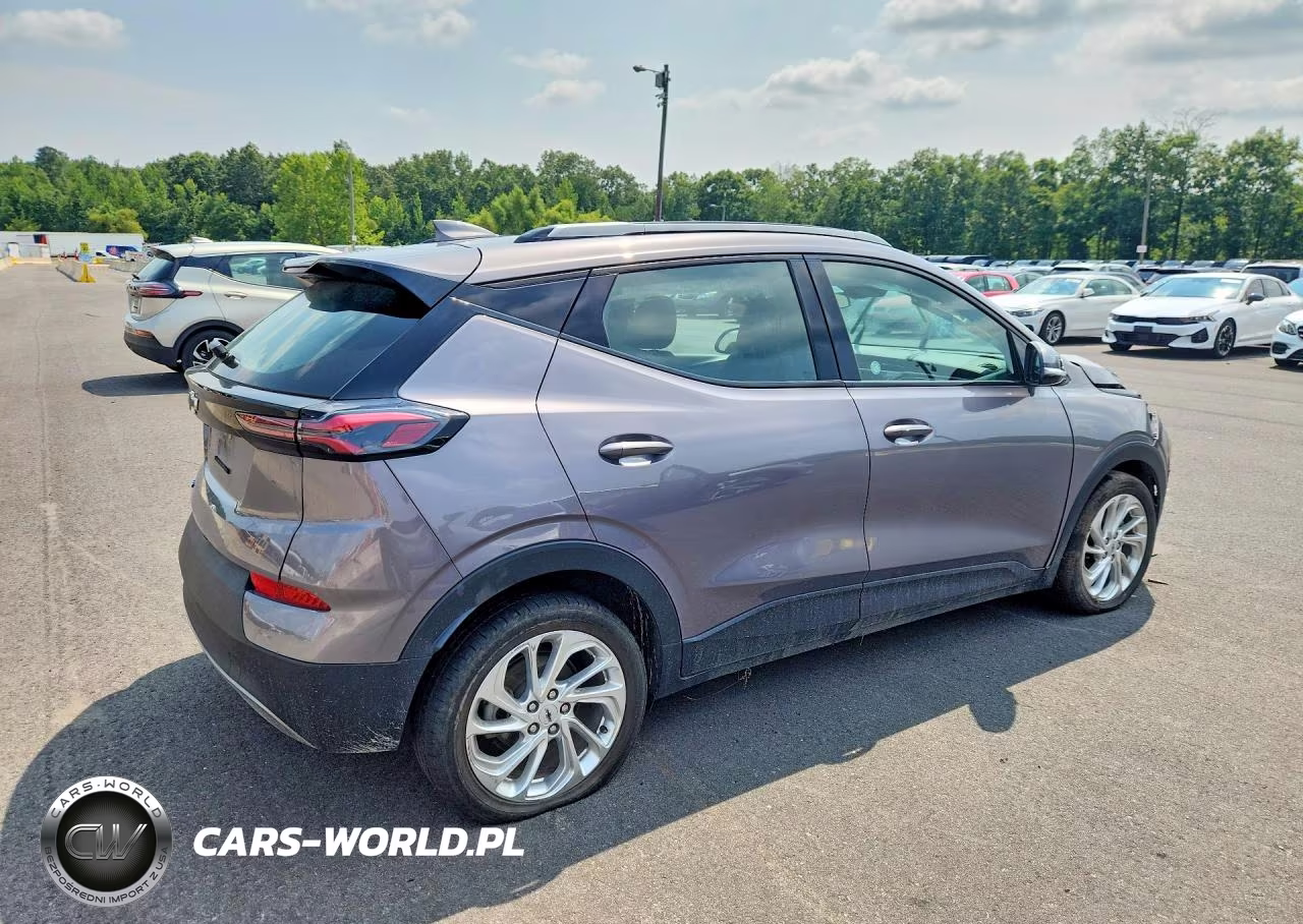 2023 Chevrolet Bolt Euv Lt VIN:1G1FY6S06P4140889 - 3