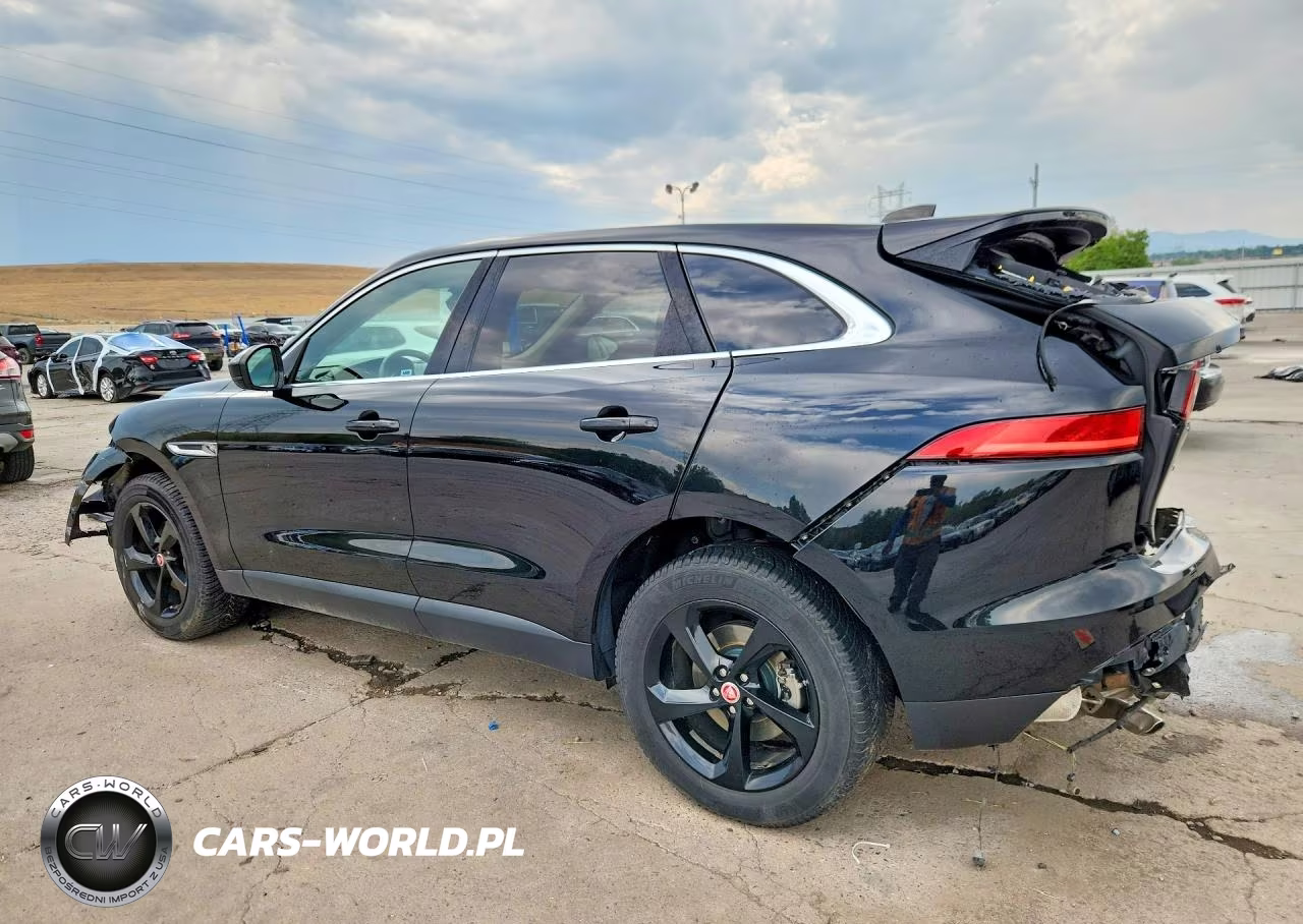 2020 Jaguar F-Pace Premium VIN:SADCJ2FX3LA632083 - 2