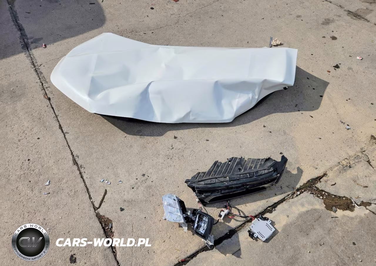 2023 Honda Pilot Elite VIN:5FNYG1H81PB001510 - 13