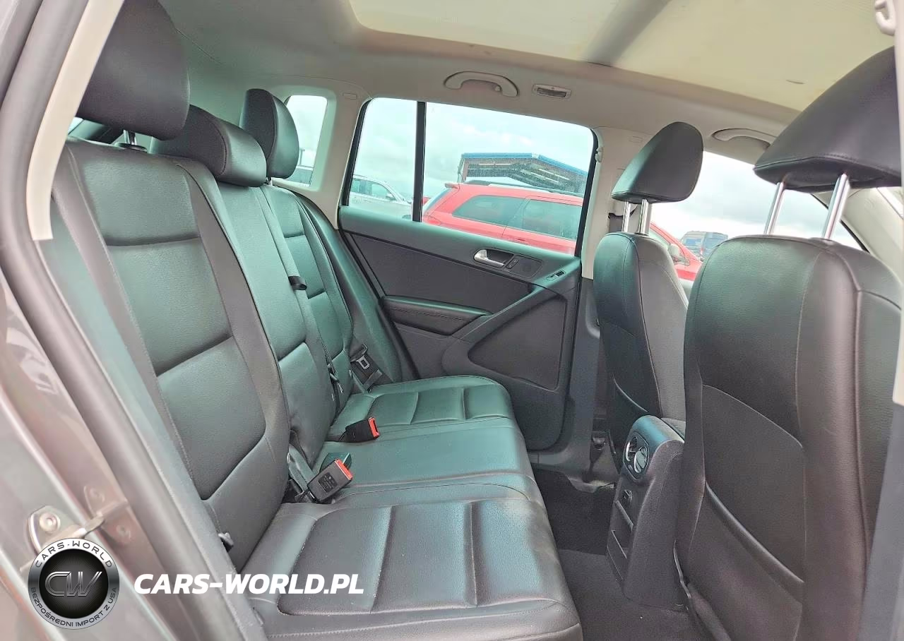 2013 Volkswagen Tiguan S VIN:WVGBV3AX2DW618846 - 10