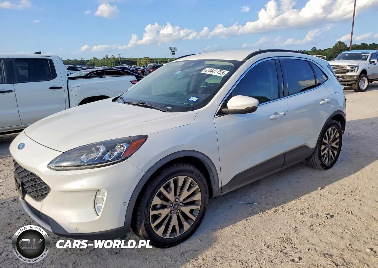 2020 Ford Escape Titanium