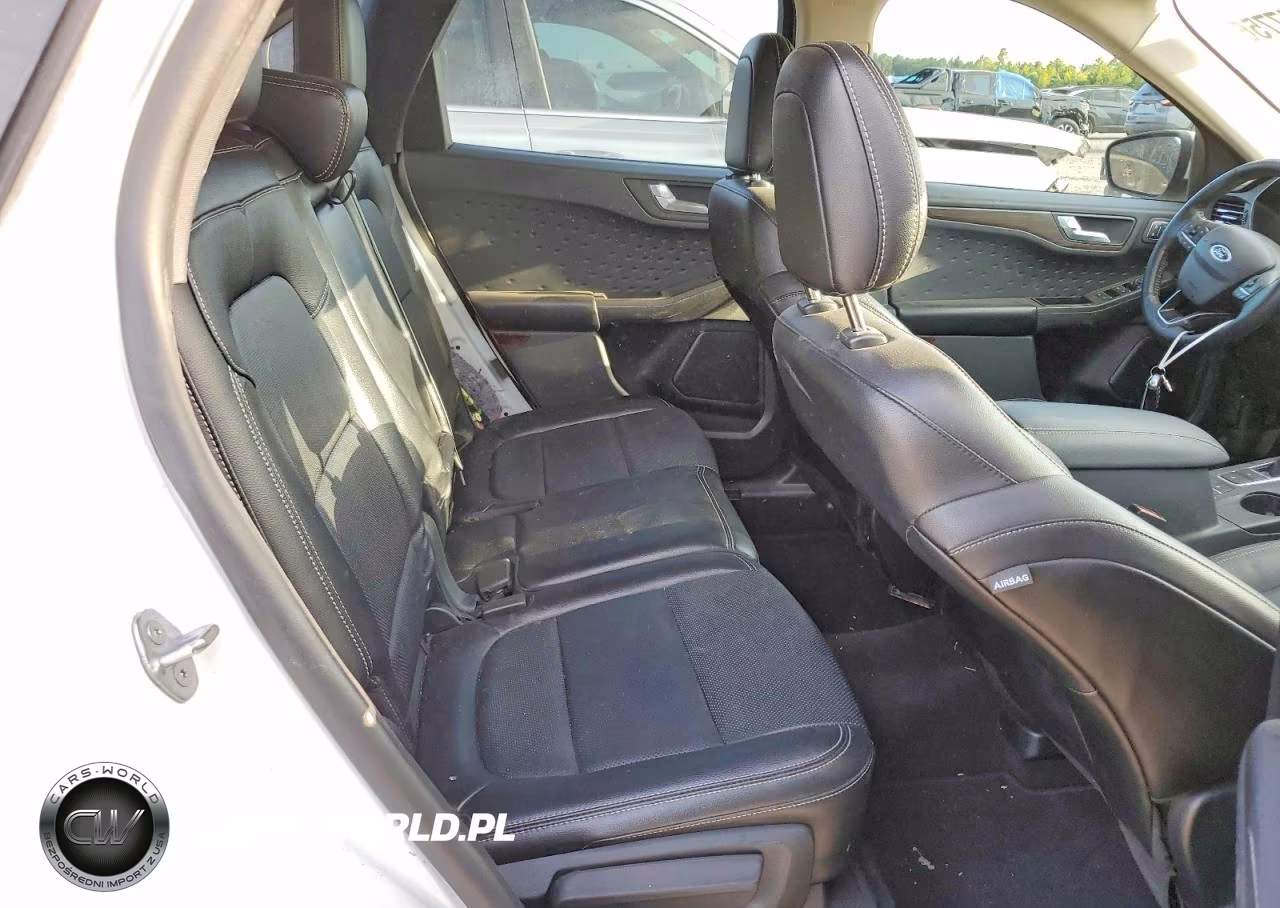 2020 Ford Escape Titanium VIN:1FMCU9J97LUB26027 - 11