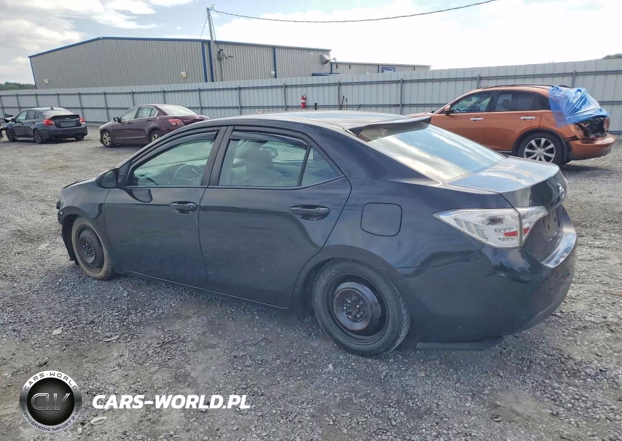 2018 Toyota Corolla Le VIN:5YFBURHE3JP828343 - 2