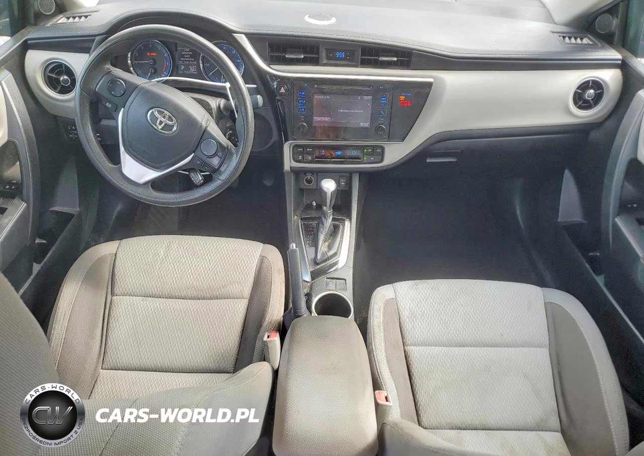 2018 Toyota Corolla Le VIN:5YFBURHE3JP828343 - 8