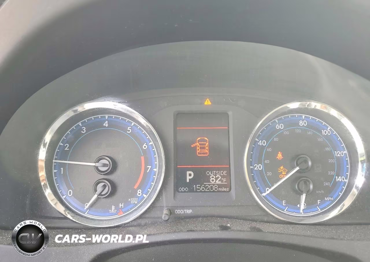 2018 Toyota Corolla Le VIN:5YFBURHE3JP828343 - 9