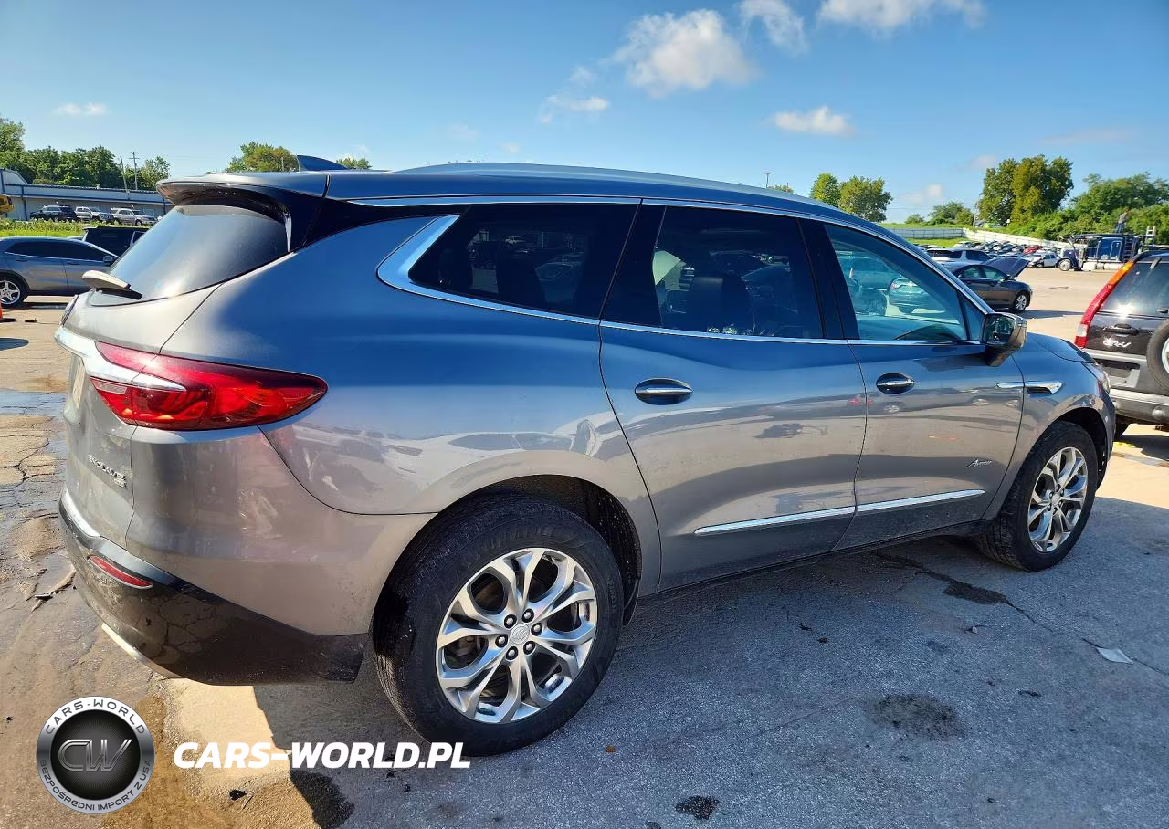 2018 Buick Enclave Avenir VIN:5GAEVCKW6JJ170273 - 3