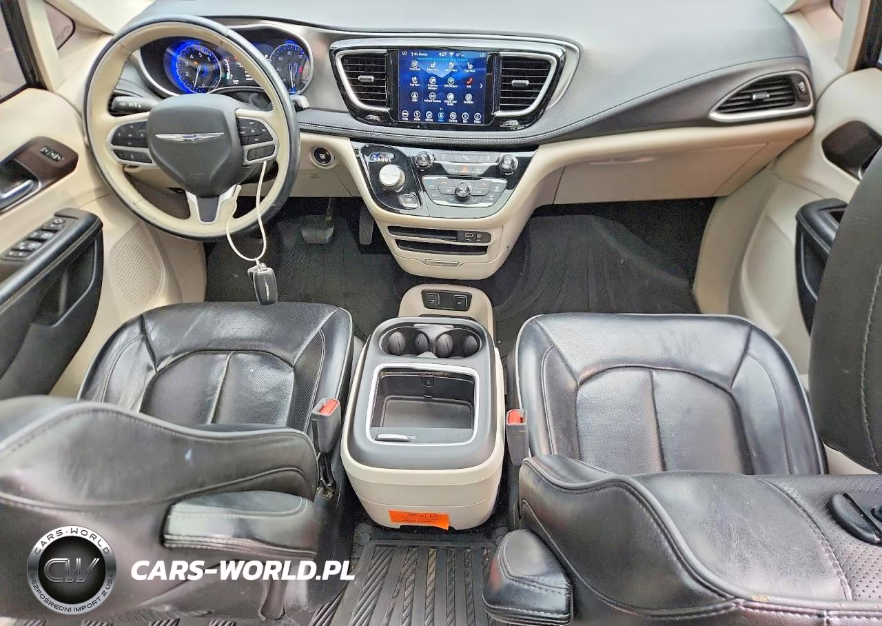 2018 Chrysler Pacifica Limited VIN:2C4RC1GG0JR273986 - 8