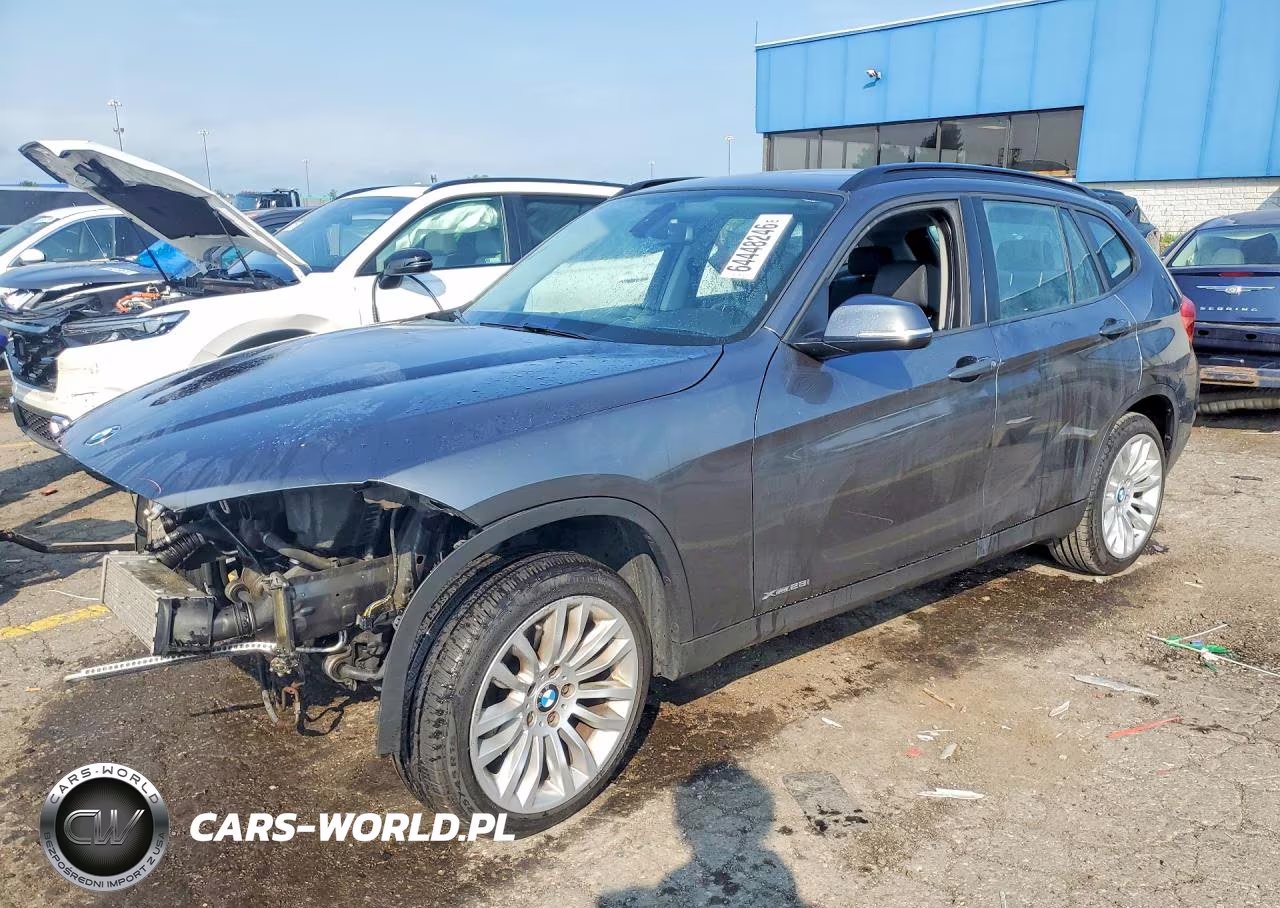 2014 BMW X1 xDrive28I VIN:WBAVL1C51EVY23523 - 1