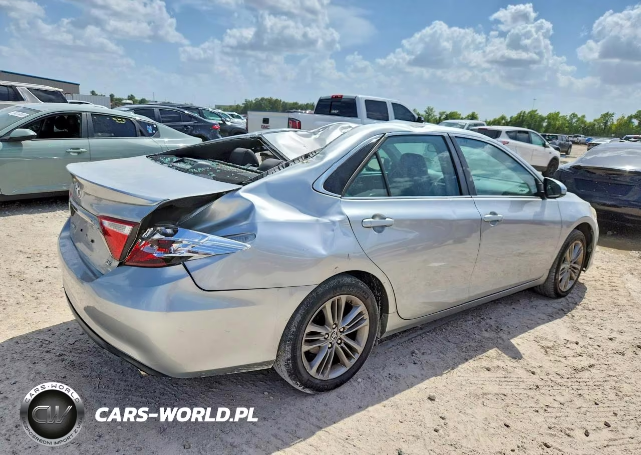 2016 Toyota Camry Se VIN:4T1BF1FK0GU246230 - 3