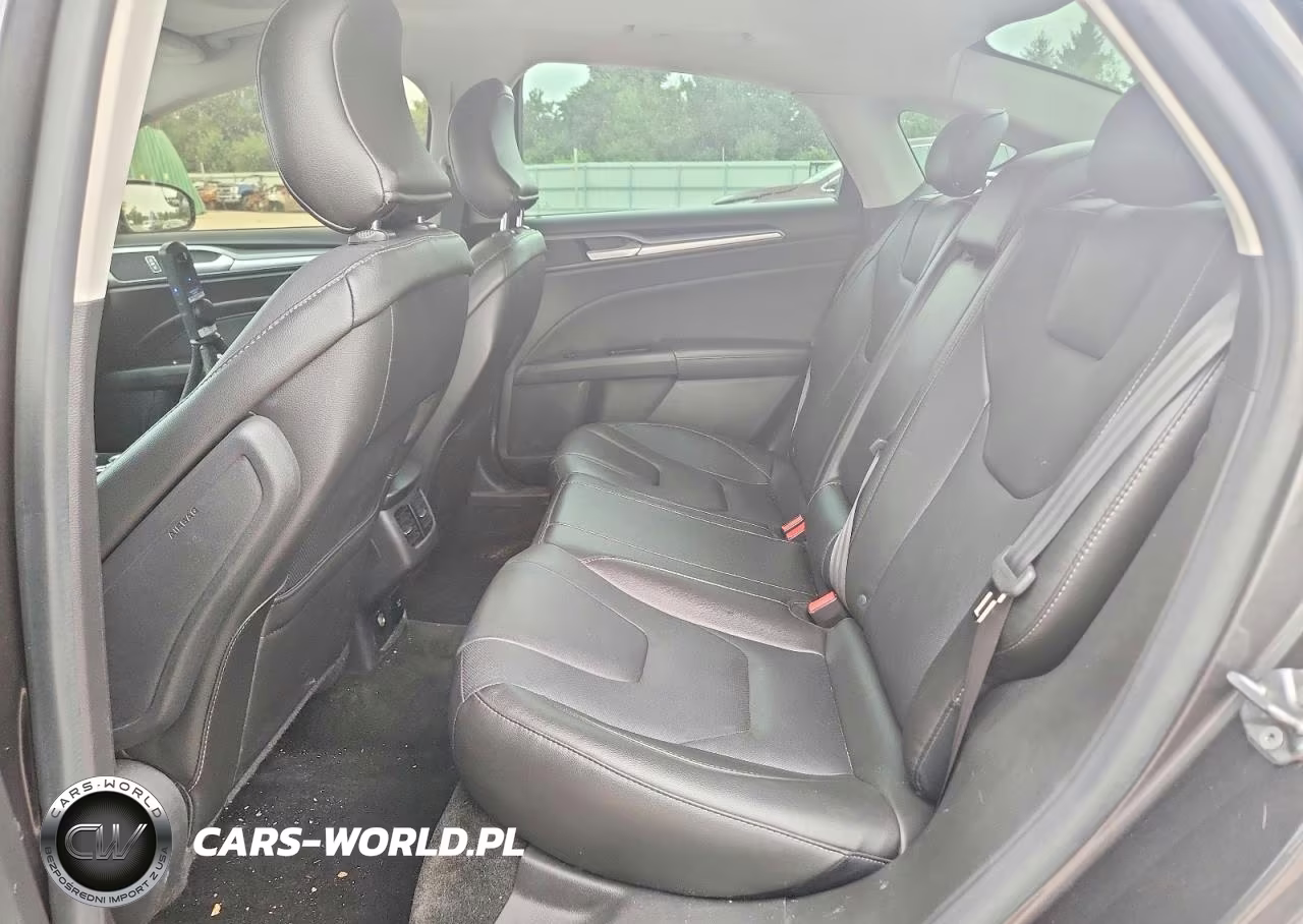 2016 Ford Fusion Titanium Phev VIN:3FA6P0SU8GR189289 - 10