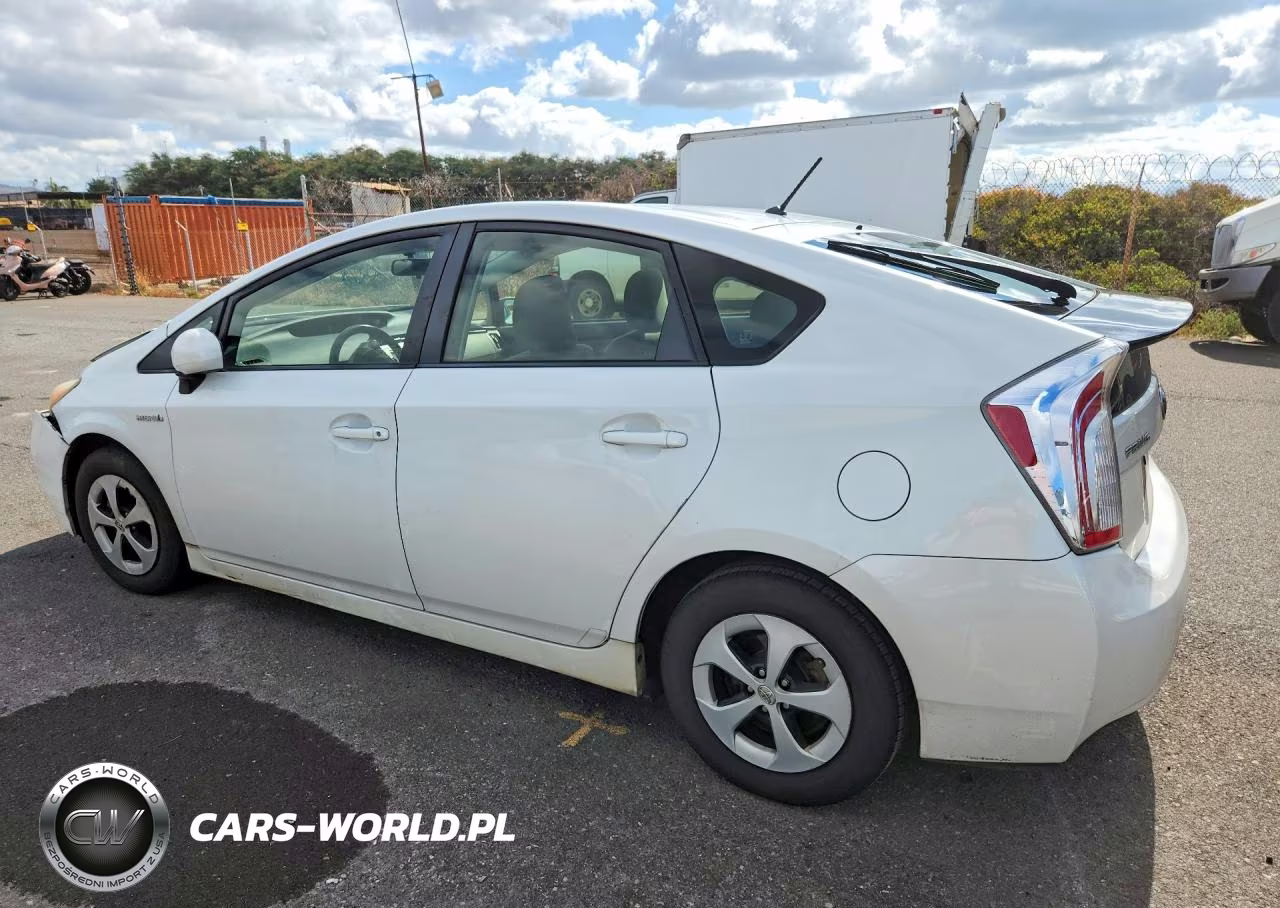 2012 Toyota Prius One VIN:JTDKN3DU9C5462377 - 2