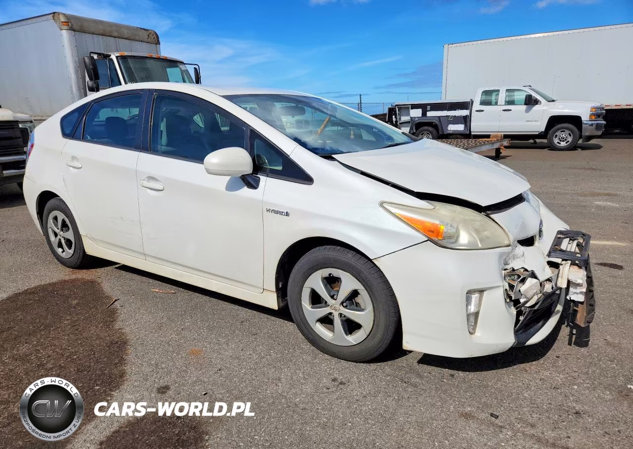 2012 Toyota Prius One VIN:JTDKN3DU9C5462377 - 4