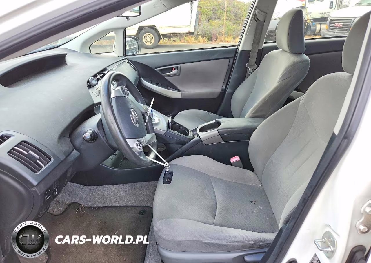 2012 Toyota Prius One VIN:JTDKN3DU9C5462377 - 7