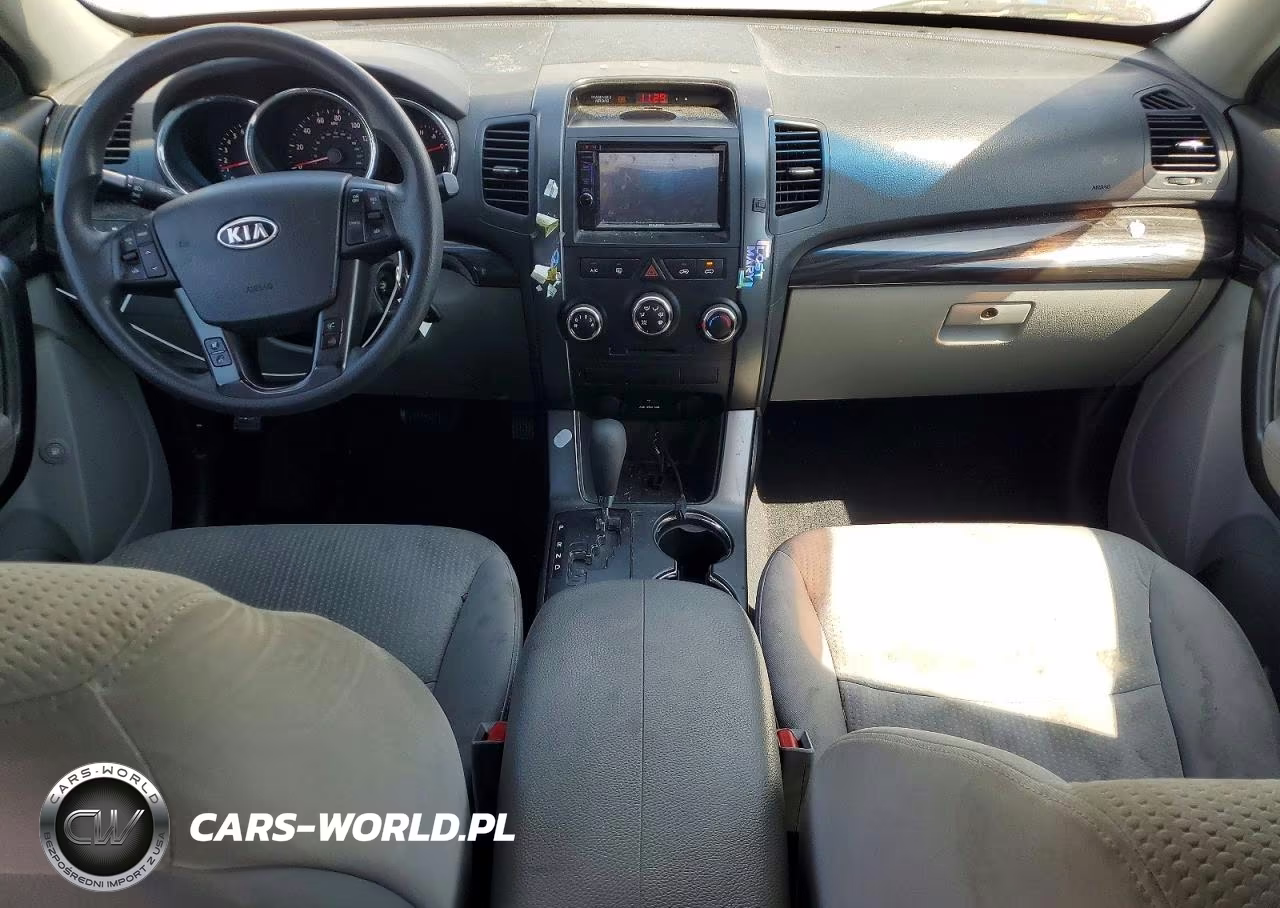 2011 Kia Sorento Lx VIN:5XYKTCA17BG007422 - 8