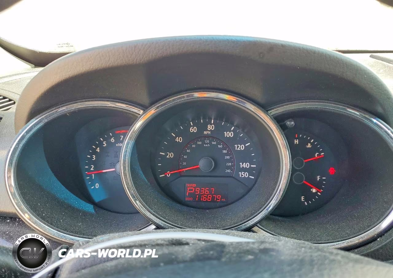 2011 Kia Sorento Lx VIN:5XYKTCA17BG007422 - 9